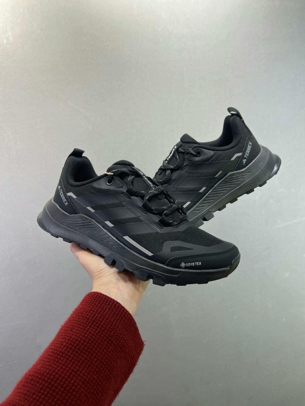 adidas TERREX SKYCHASER AX5 GTX 徒步鞋
